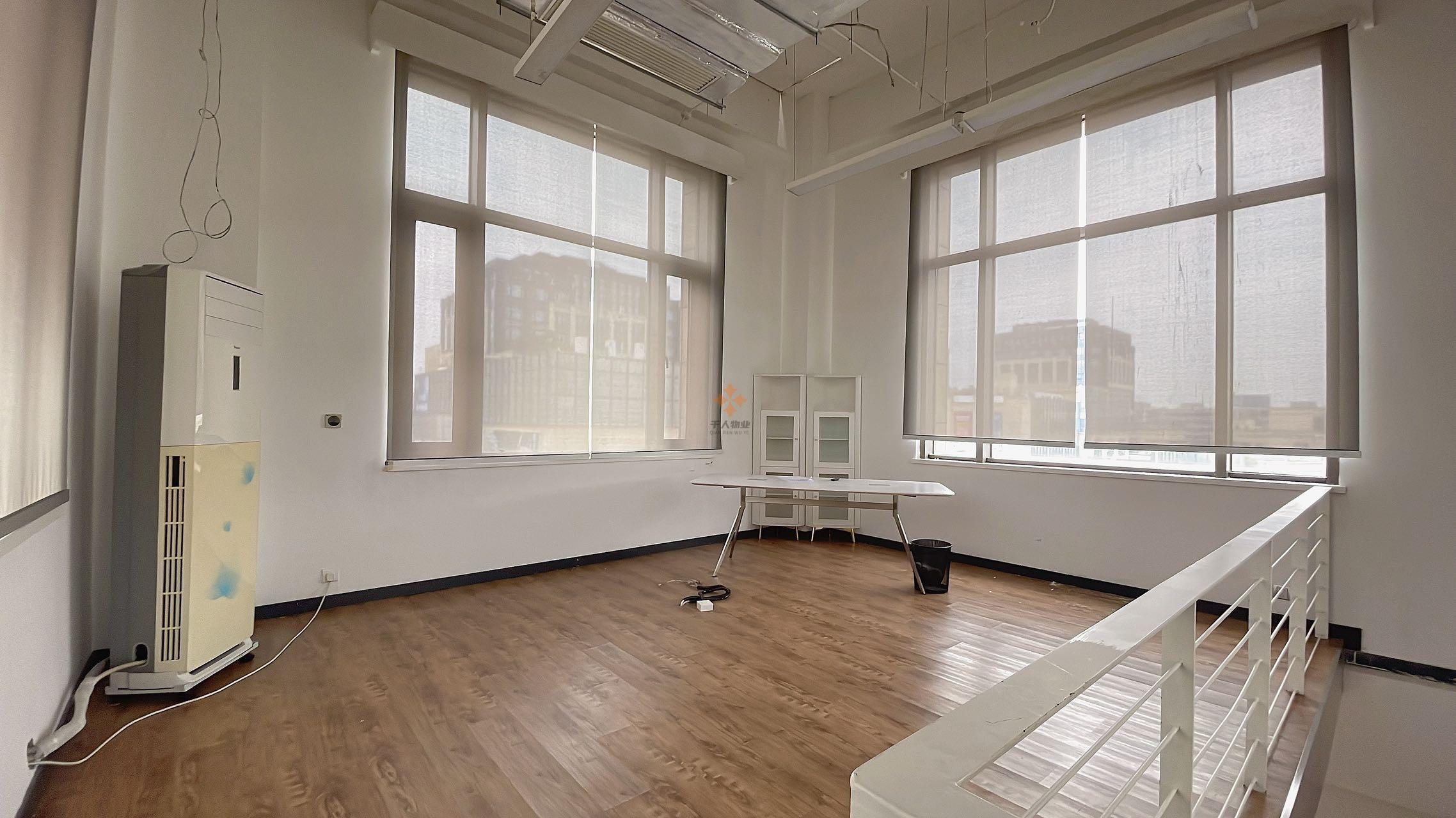 浦東 長泰廣場-泰創空間 14人工位 