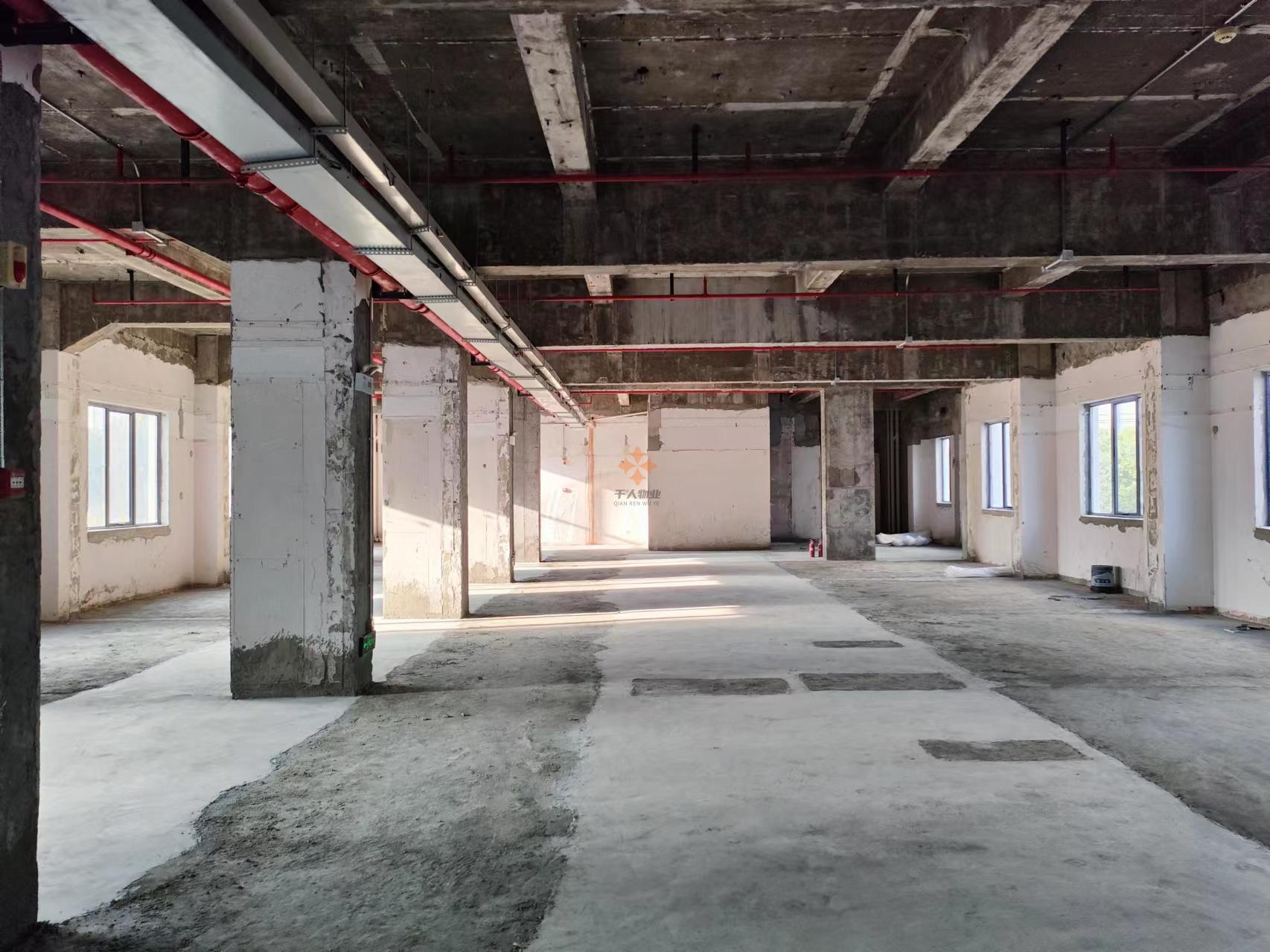 浦東 云橋科創灣 591平米 毛坯