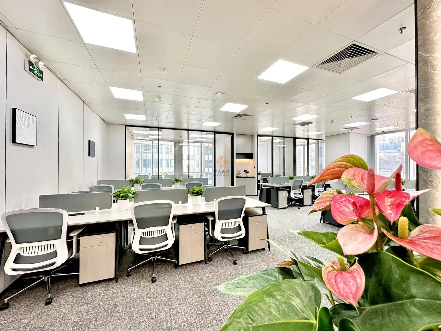 浦東 晶耀前灘Crystal Plaza 2400平米 簡裝