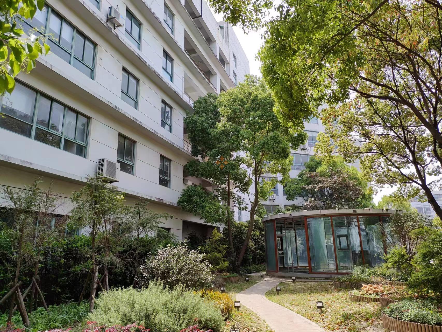 浦東 中電綠色科技園 348平米 簡裝