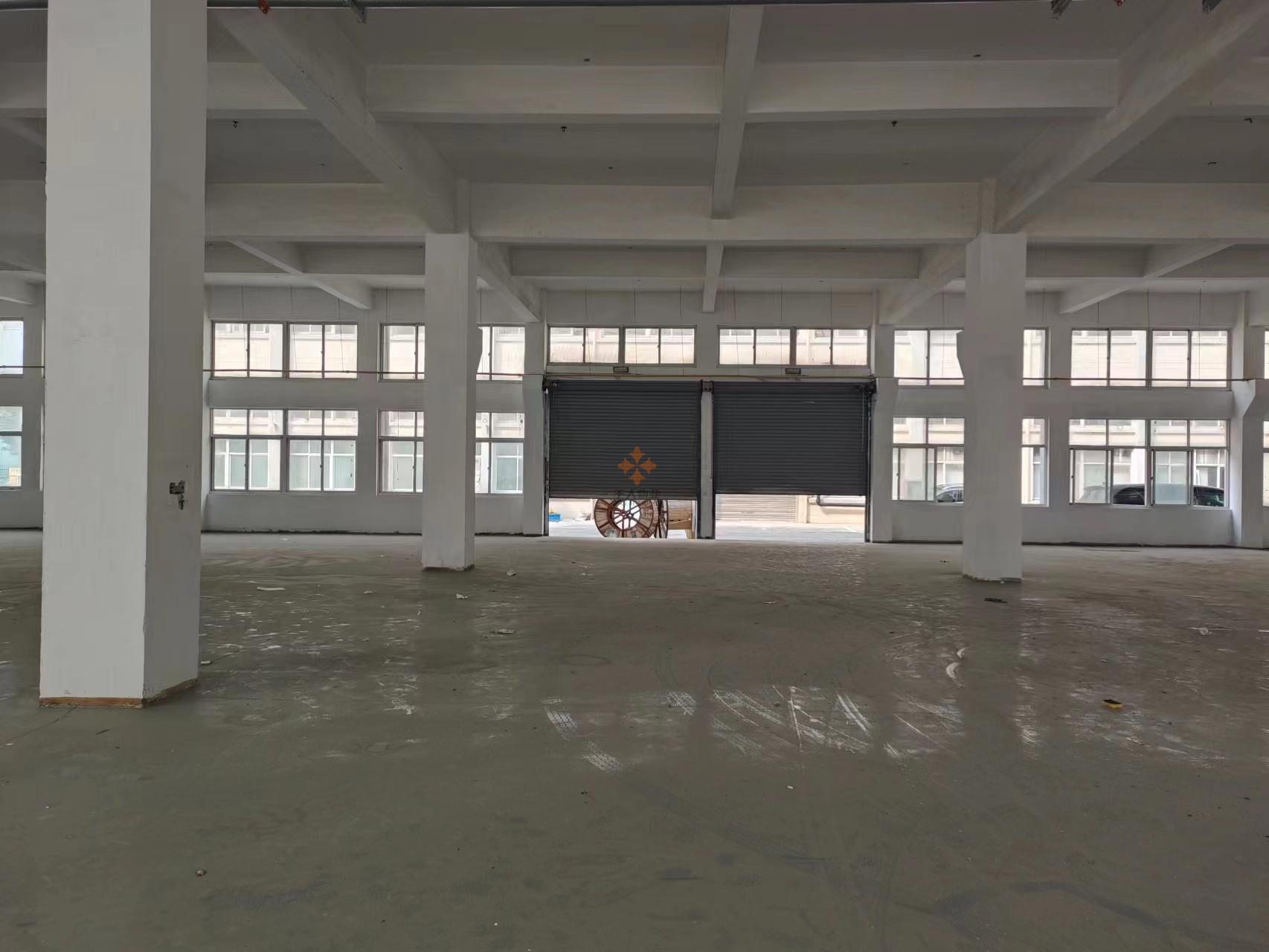 浦東 倉欣產(chǎn)業(yè)園 1560平米 毛坯