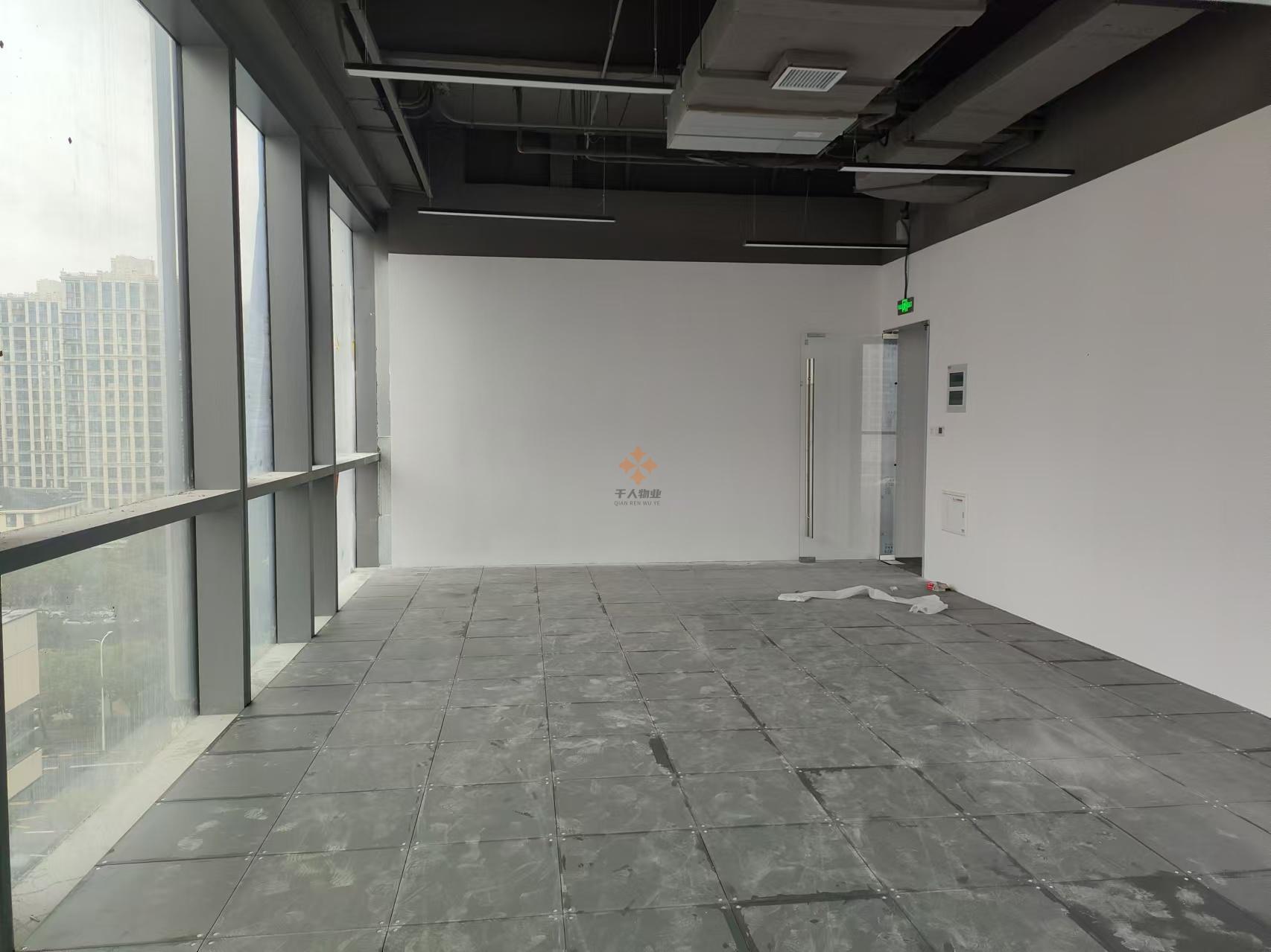 浦東 川沙企業中心 80平米 標準裝修