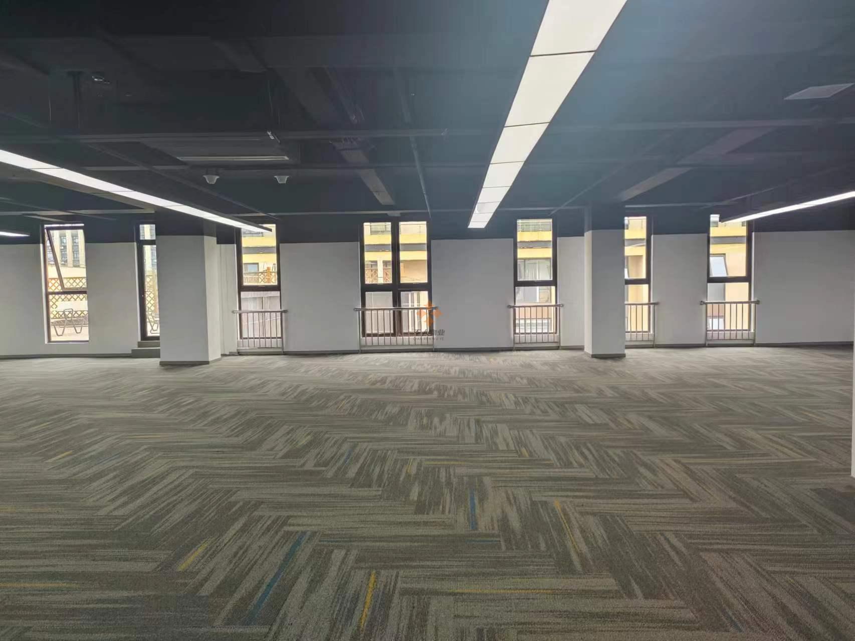 閔行 浦江智地精品商務園 700平米 精裝