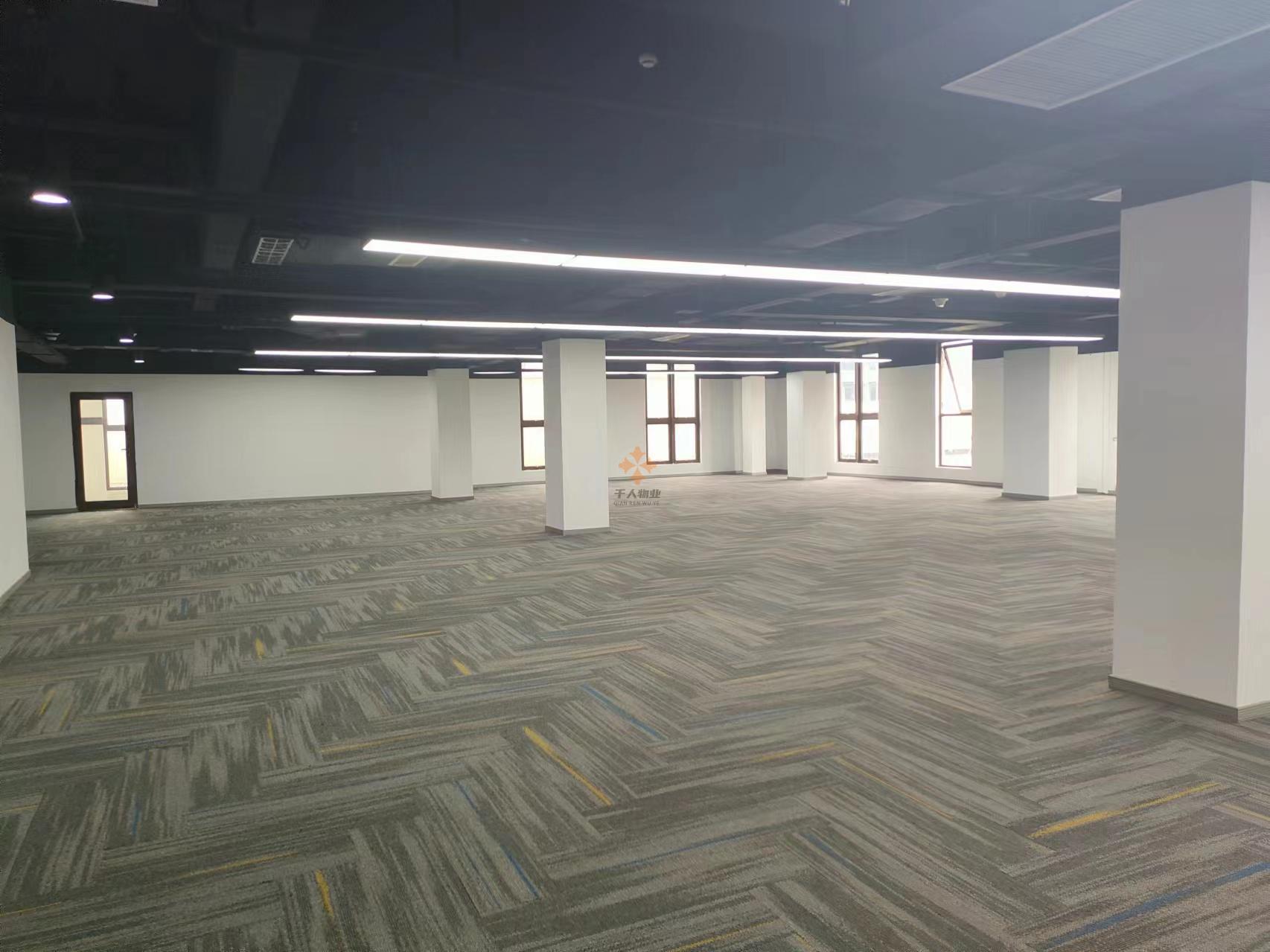 閔行 浦江智地精品商務園 700平米 精裝