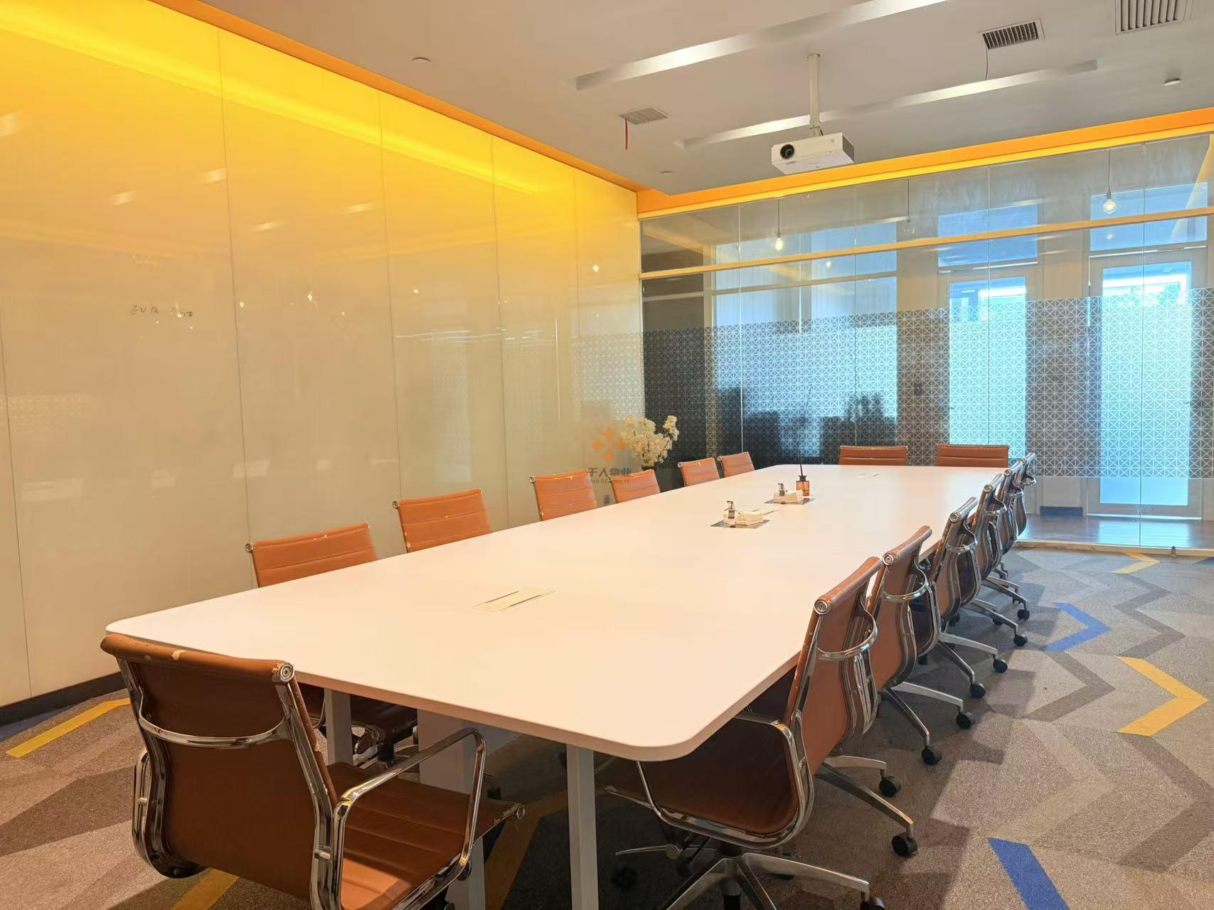 長泰廣場-泰創空間