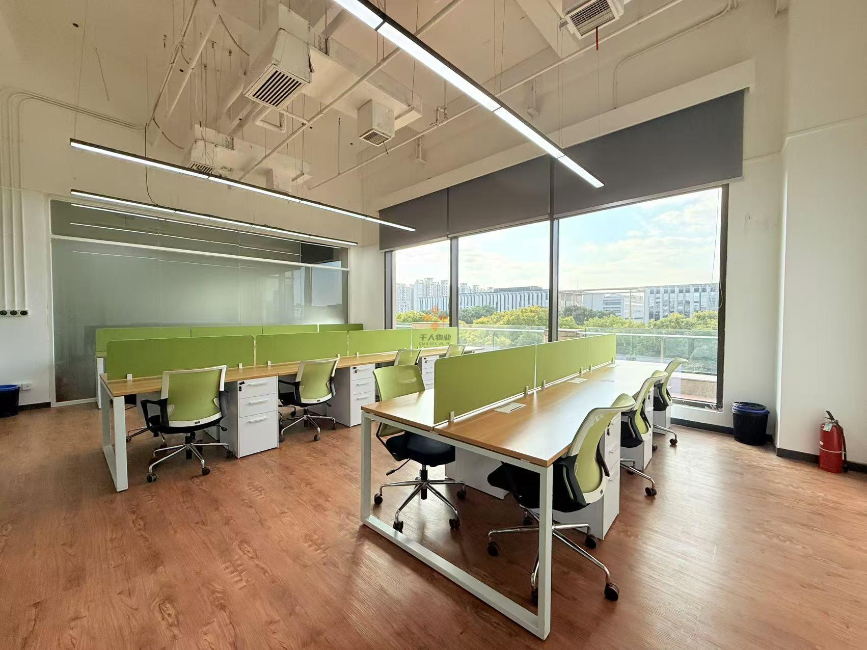 浦東 長泰廣場-泰創空間 18人工位 