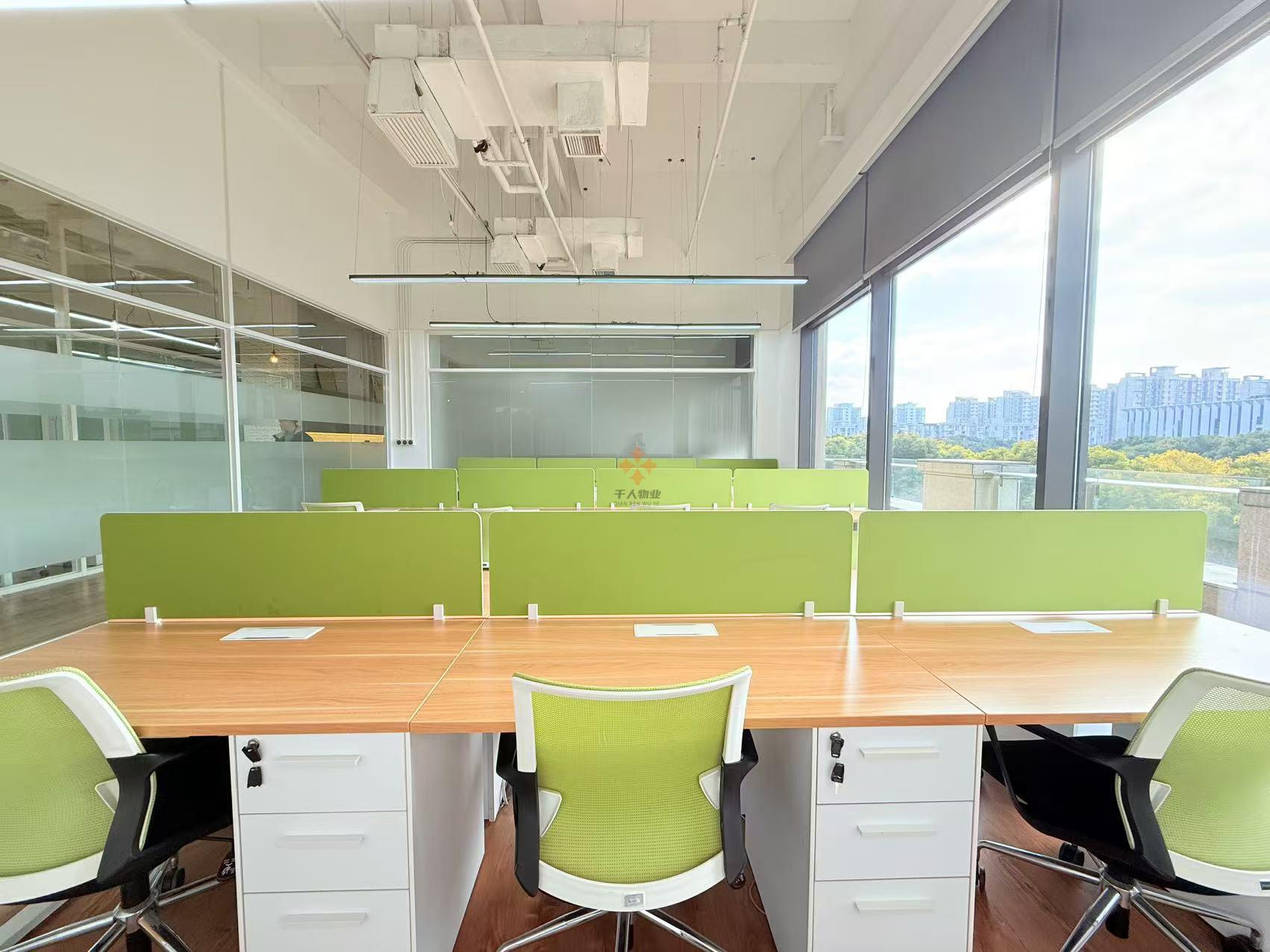 浦東 長泰廣場-泰創空間 18人工位 