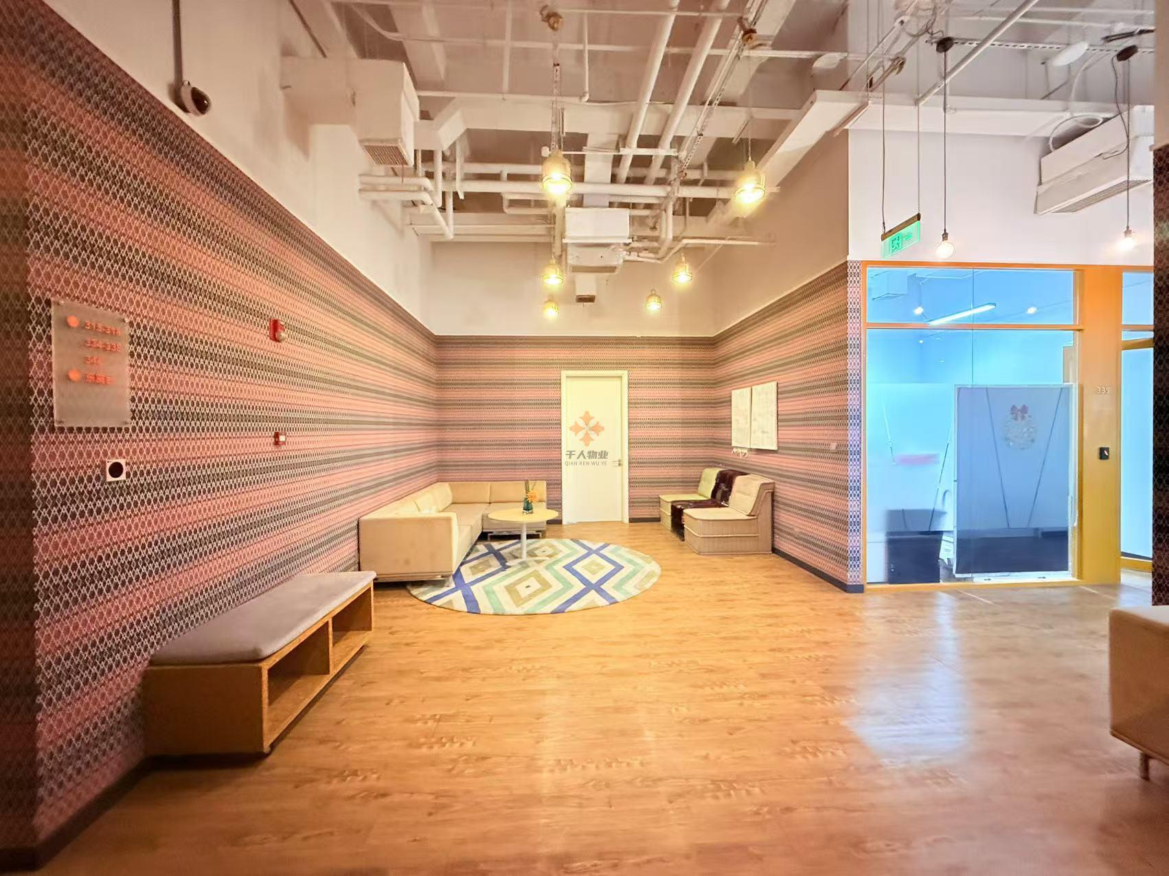 長泰廣場-泰創空間