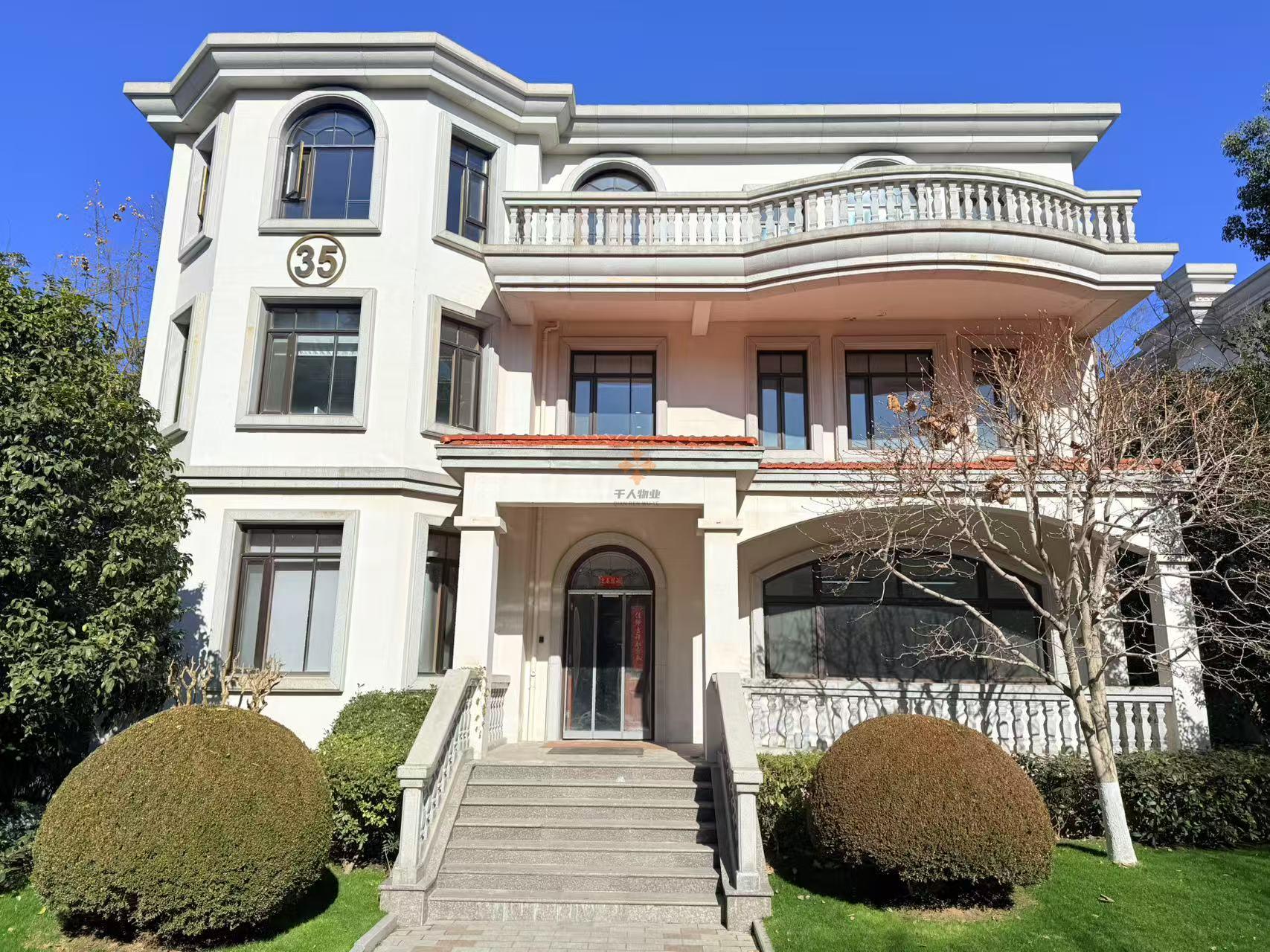 浦東 張江潤和國際總部園 690平米 標準裝修