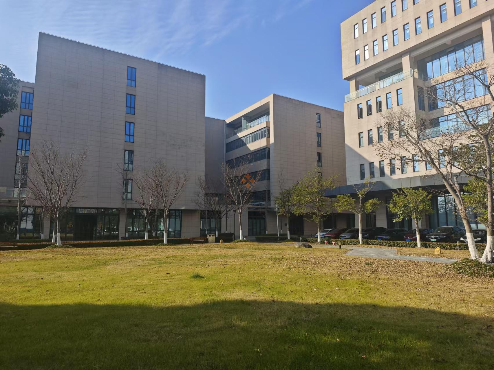 浦東 基諾醫創園 200平米 簡裝