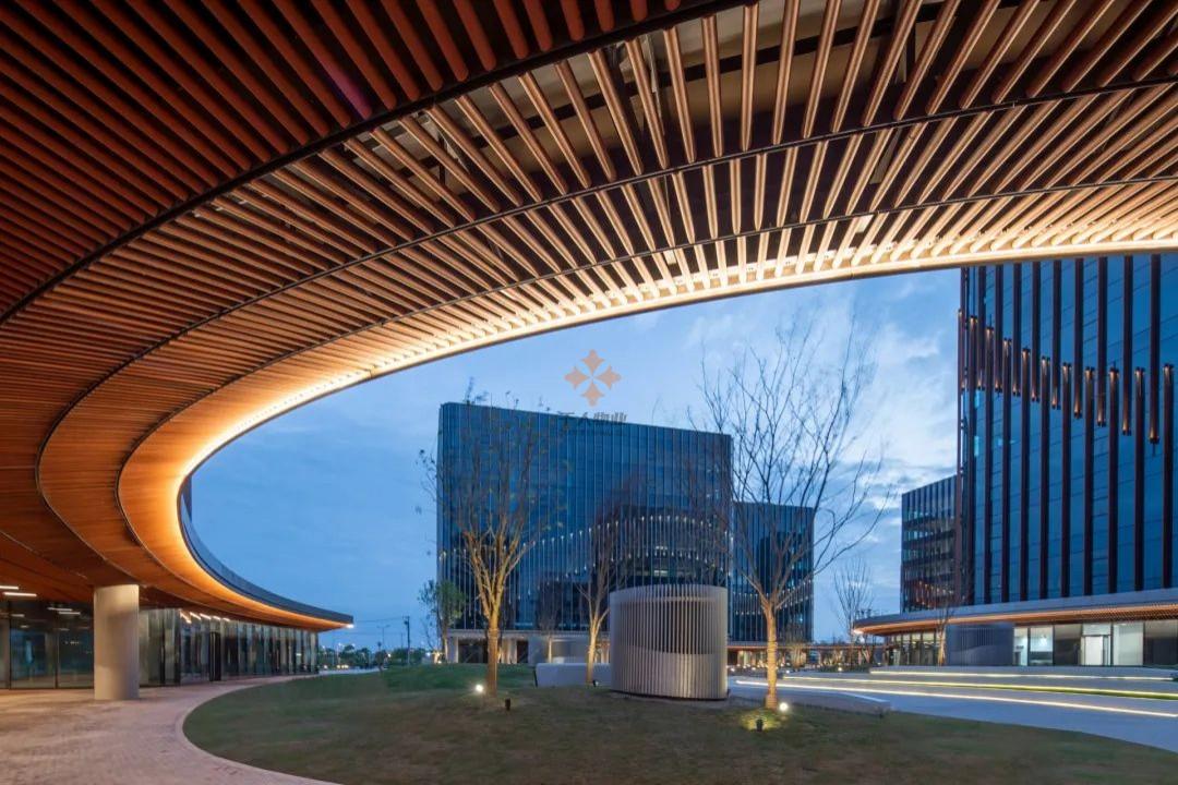 浦東 創(chuàng)新磨坊 2000平米 簡(jiǎn)裝