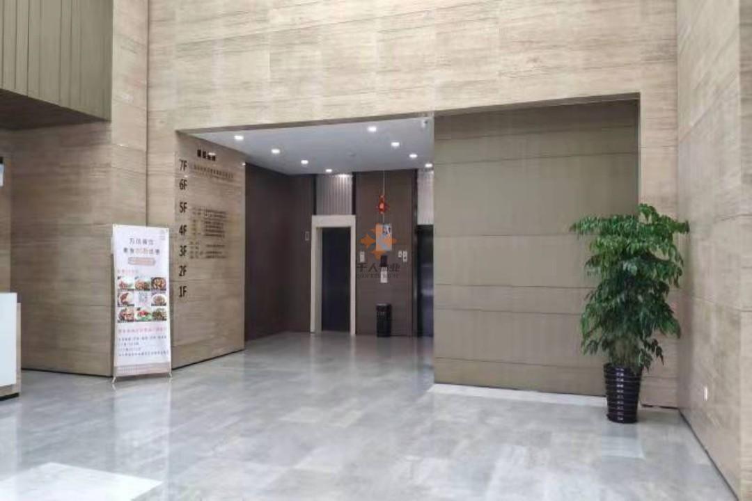 浦東 八元橋創(chuàng)新創(chuàng)業(yè)園 50平米 簡裝