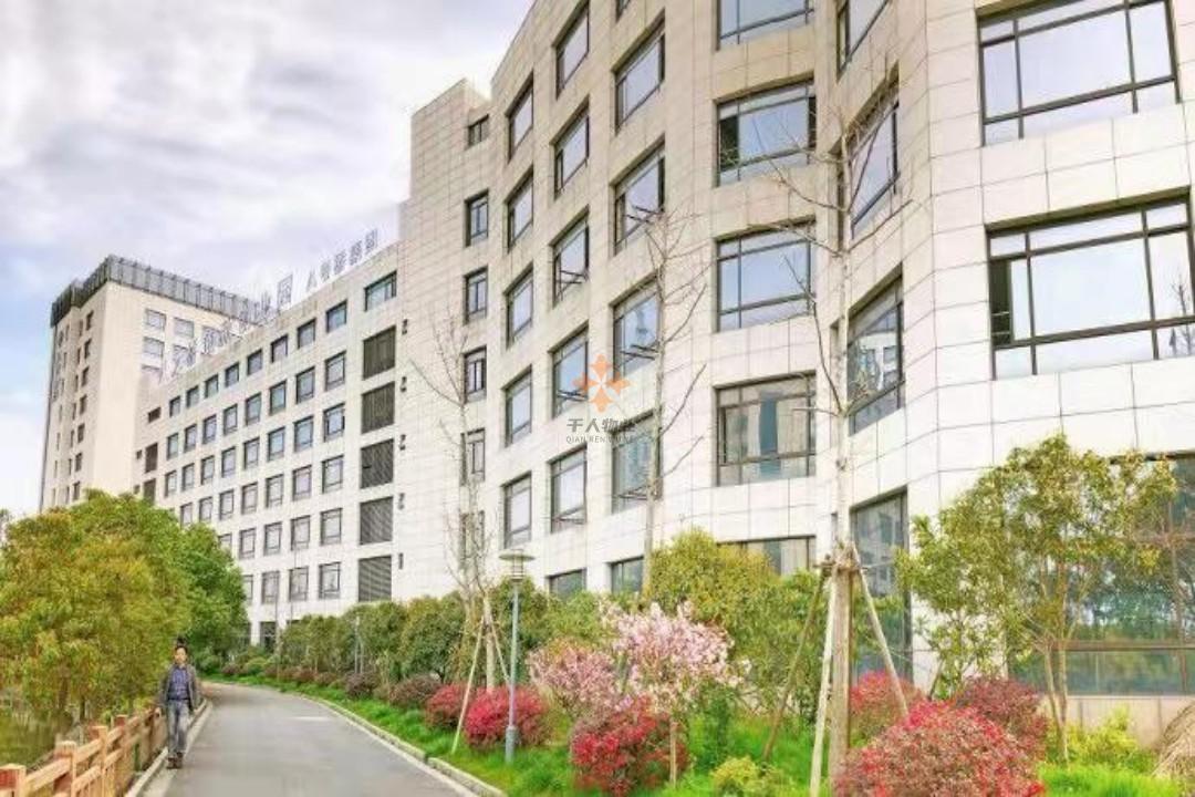 浦東 八元橋創新創業園 1000平米 簡裝