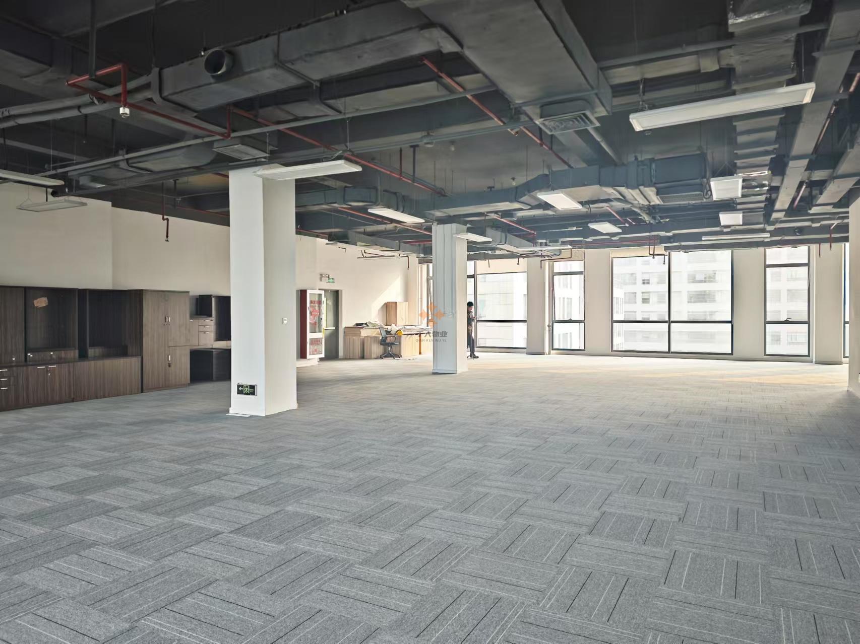 浦東 張江光大園 1000平米 簡裝