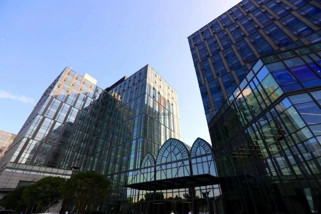 浦東 東方萬國企業中心 188平米 簡裝