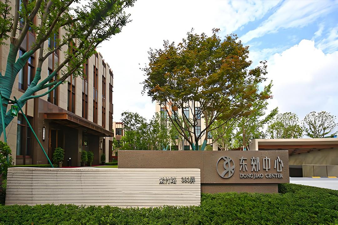 浦東 東郊中心 2500平米 簡裝