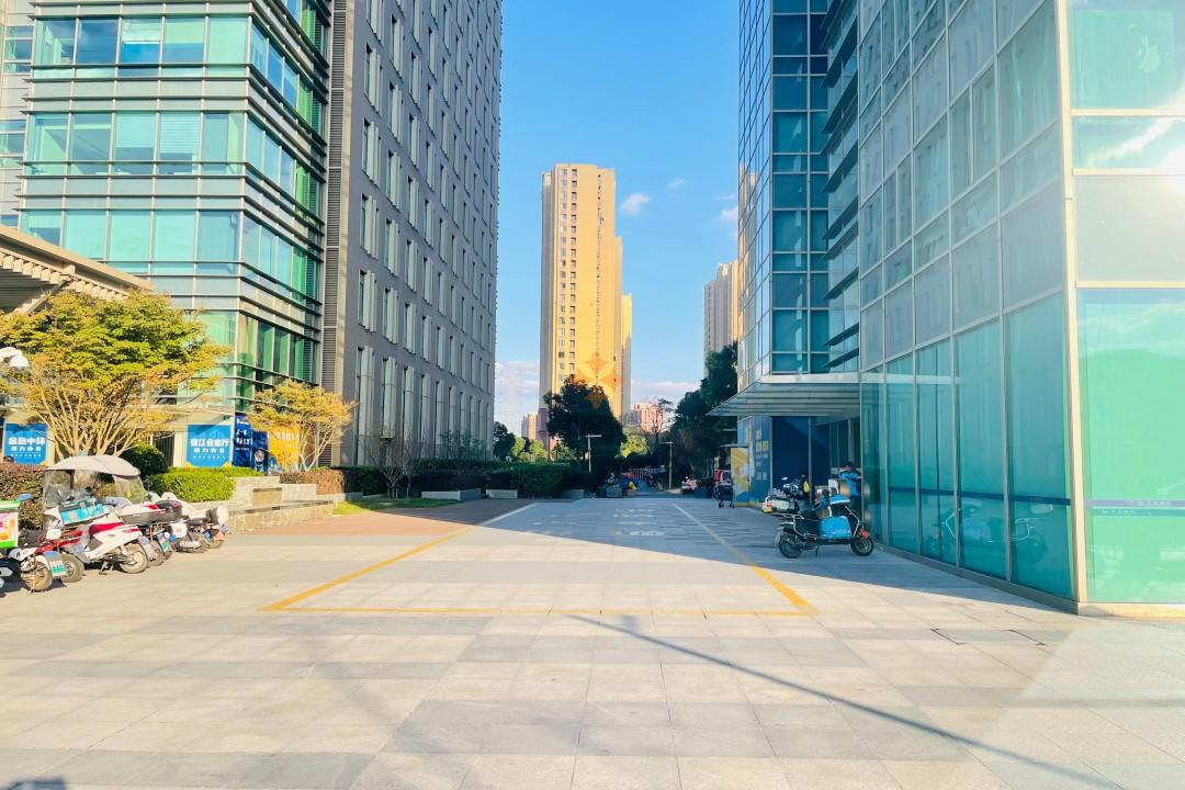 浦東 復(fù)地萬科活力中心 50平米 簡(jiǎn)裝