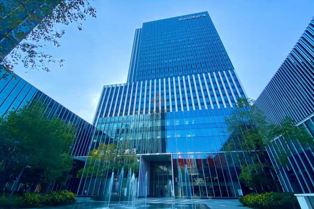 長寧 SOHO天山廣場 2433平米 標準裝修