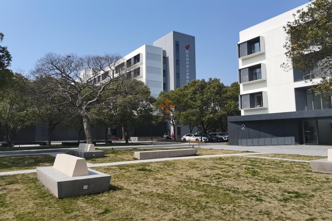 浦東 西岸Halo 967平米 標(biāo)準(zhǔn)裝修