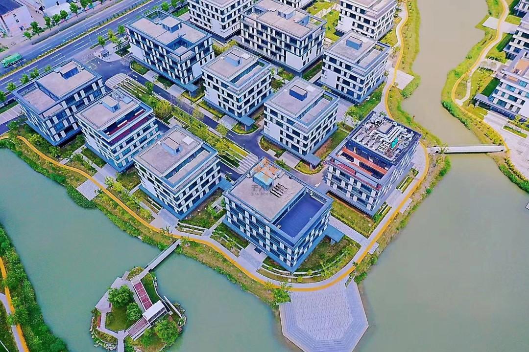 青浦 移動(dòng)智地 10000平米 簡(jiǎn)裝