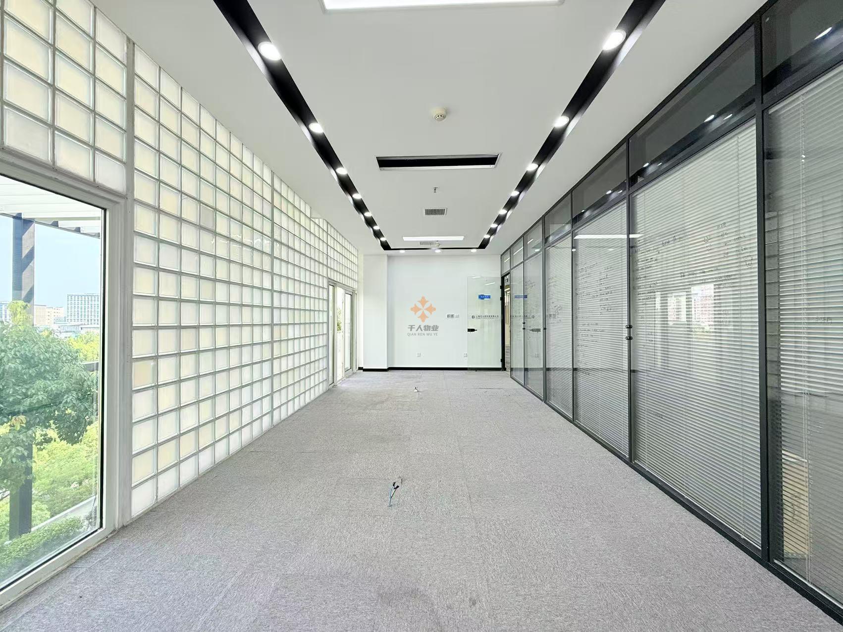 浦東 張江國創中心 305平米 精裝