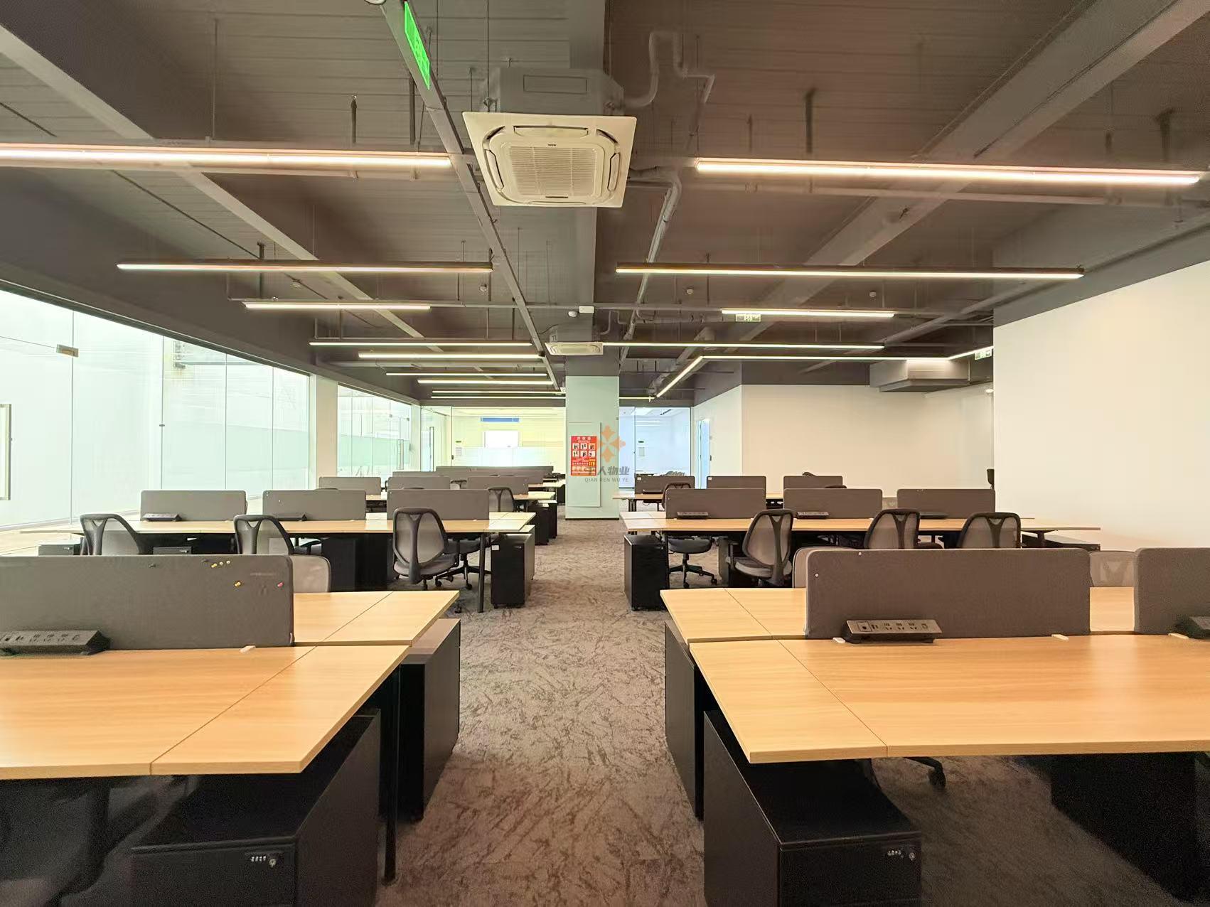 浦東 張江國創中心 582平米 精裝