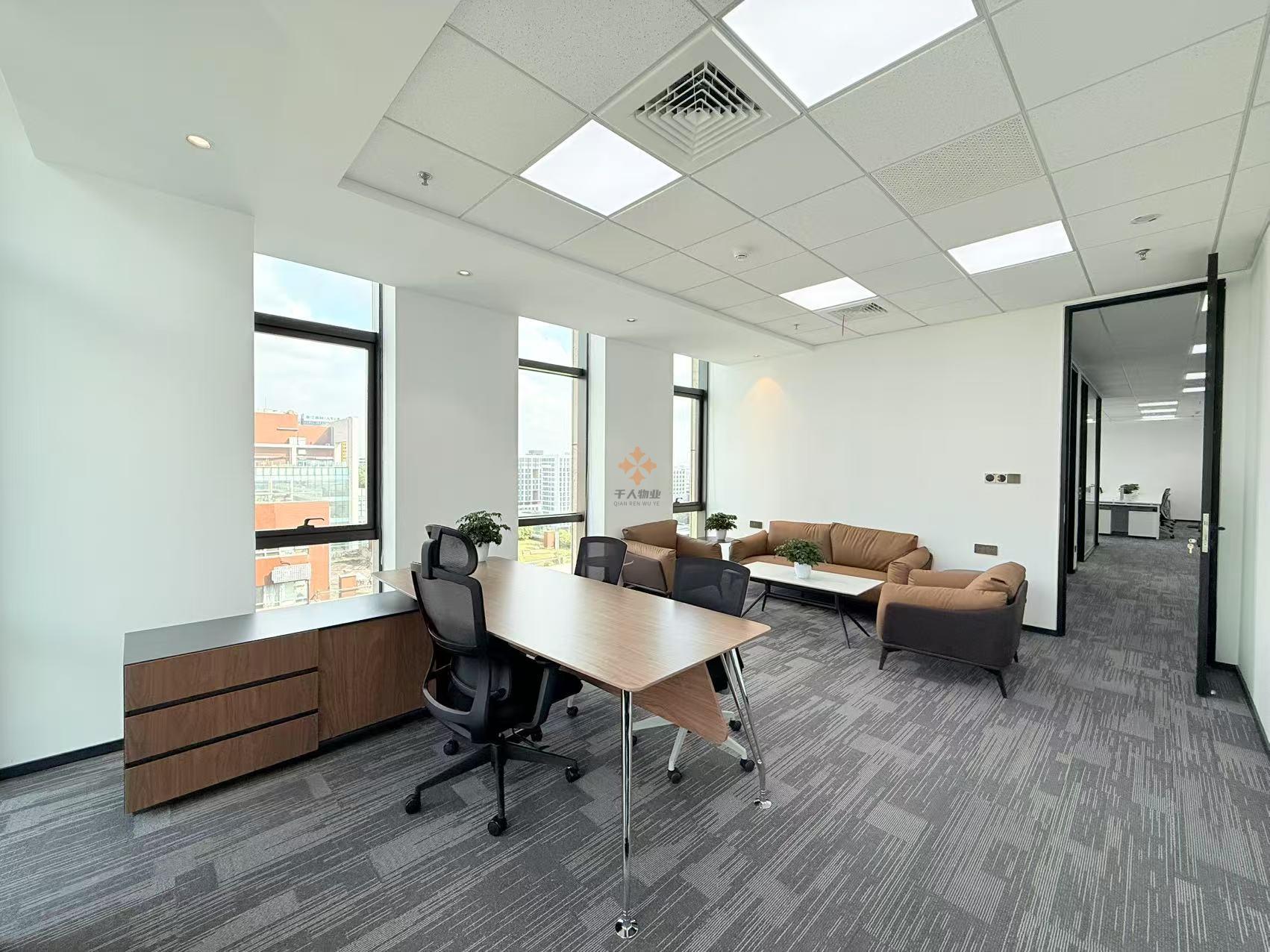 浦東 星創(chuàng)科技廣場 290平米 精裝