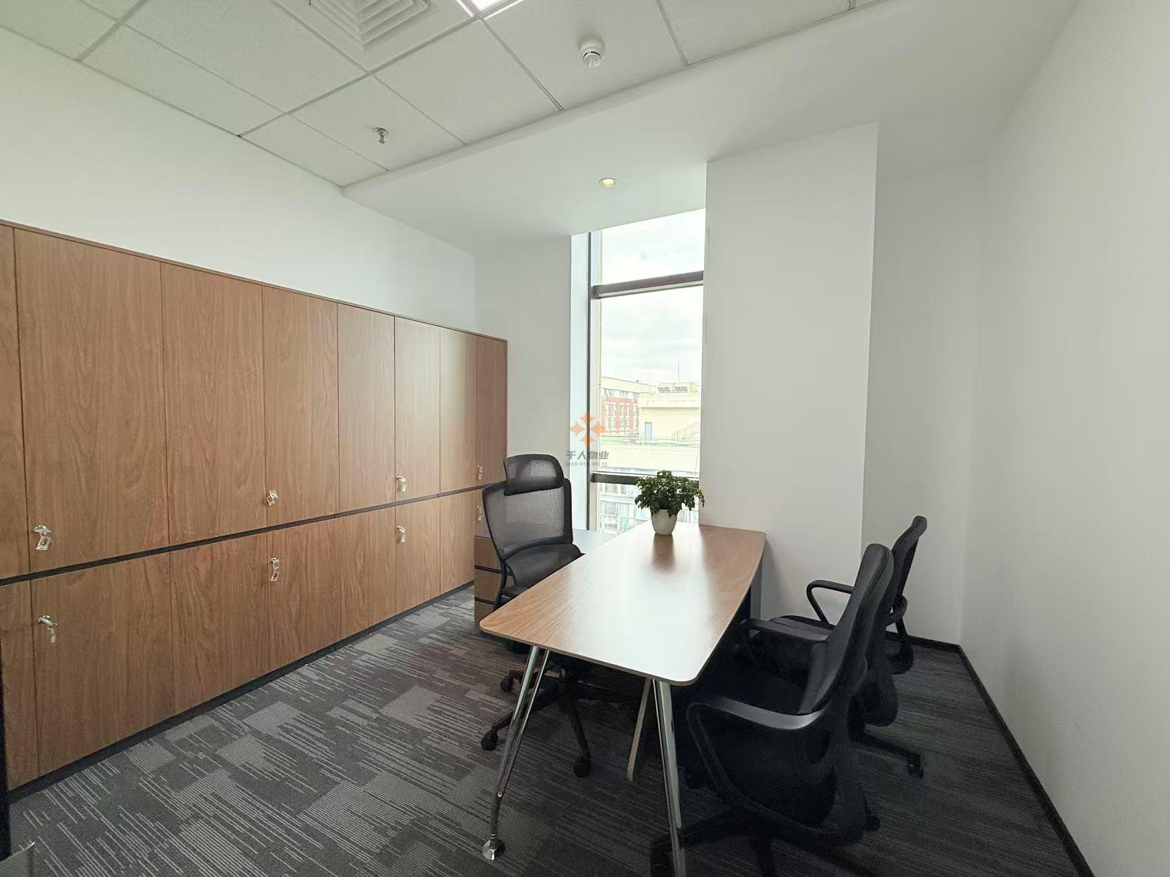 浦東 星創(chuàng)科技廣場 290平米 精裝