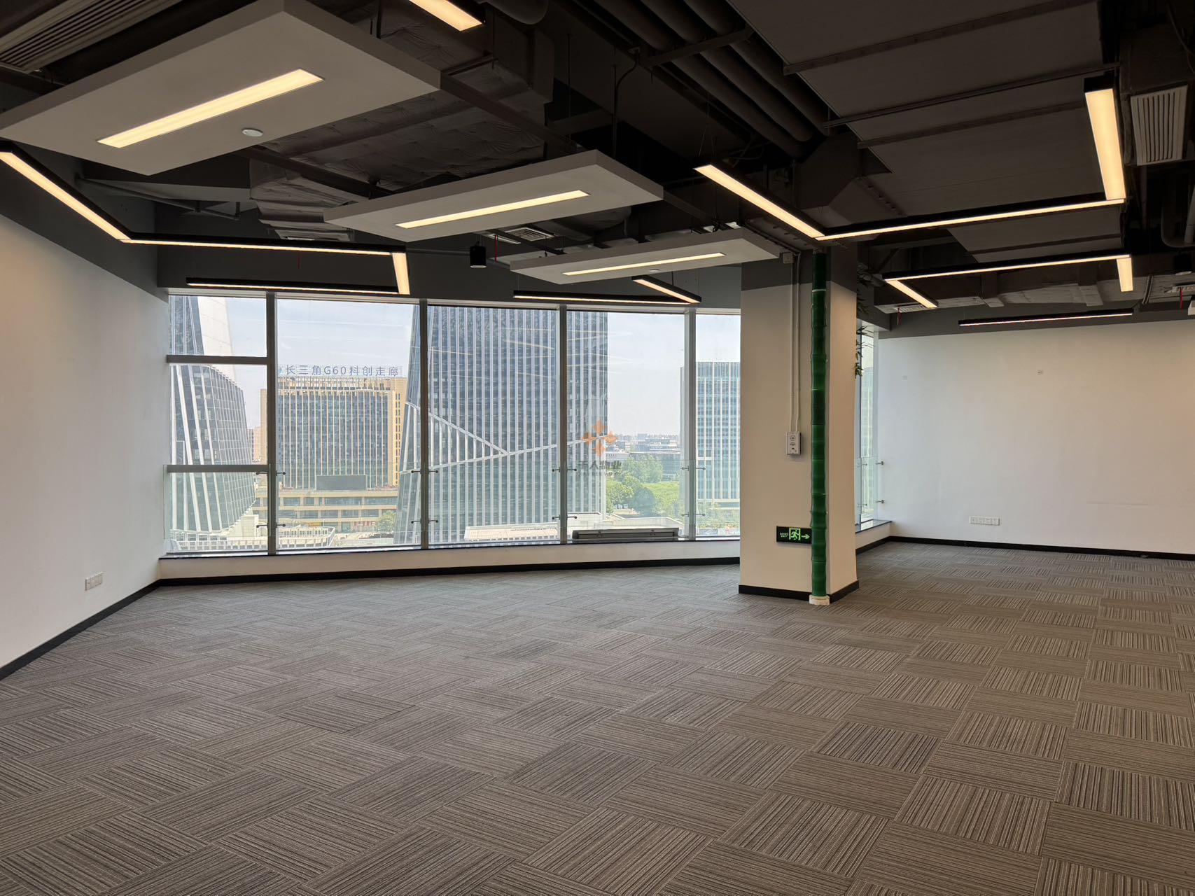松江 g60科創云廊 170平米 簡裝