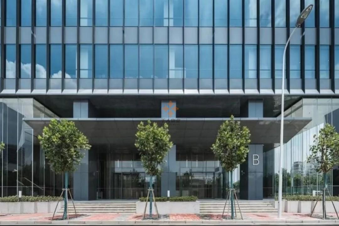 浦東 前灘世貿(mào)中心一期 1526平米 標(biāo)準(zhǔn)裝修