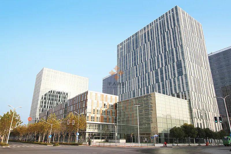 浦東 前灘世貿(mào)中心三期 2153平米 標(biāo)準(zhǔn)裝修