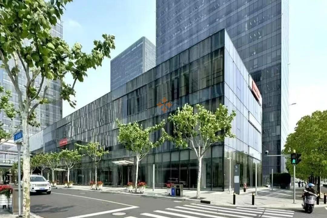 浦東 前灘世貿中心二期 400平米 標準裝修