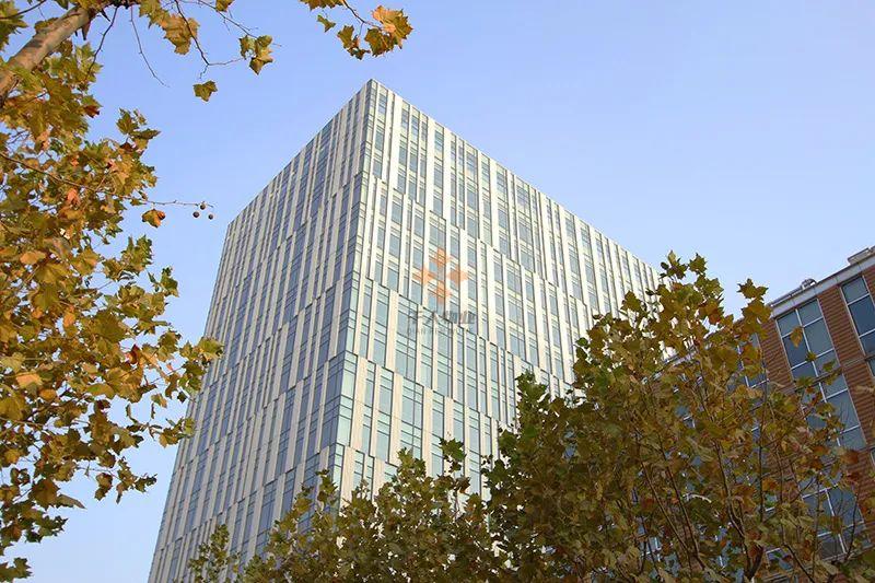 浦東 前灘世貿中心三期 500平米 標準裝修