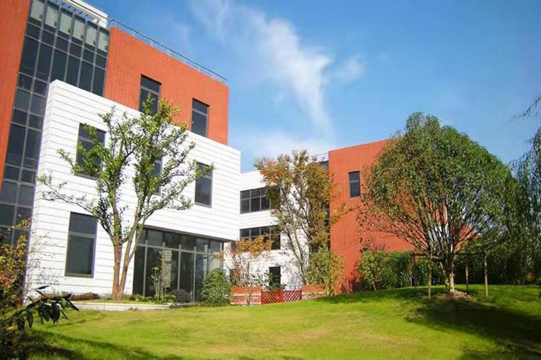 浦東 星月總部灣 500平米 標準裝修