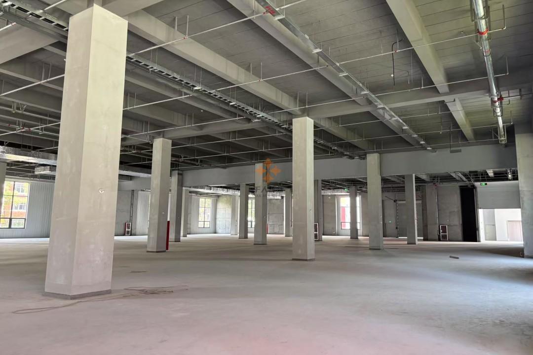 浦東 金光數(shù)創(chuàng)園 11000平米 毛坯