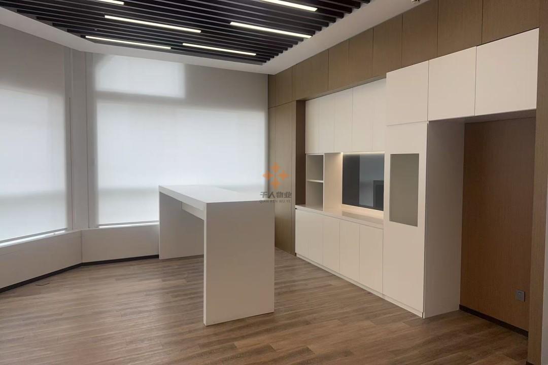 浦東 上海sk大廈 475平米 簡裝