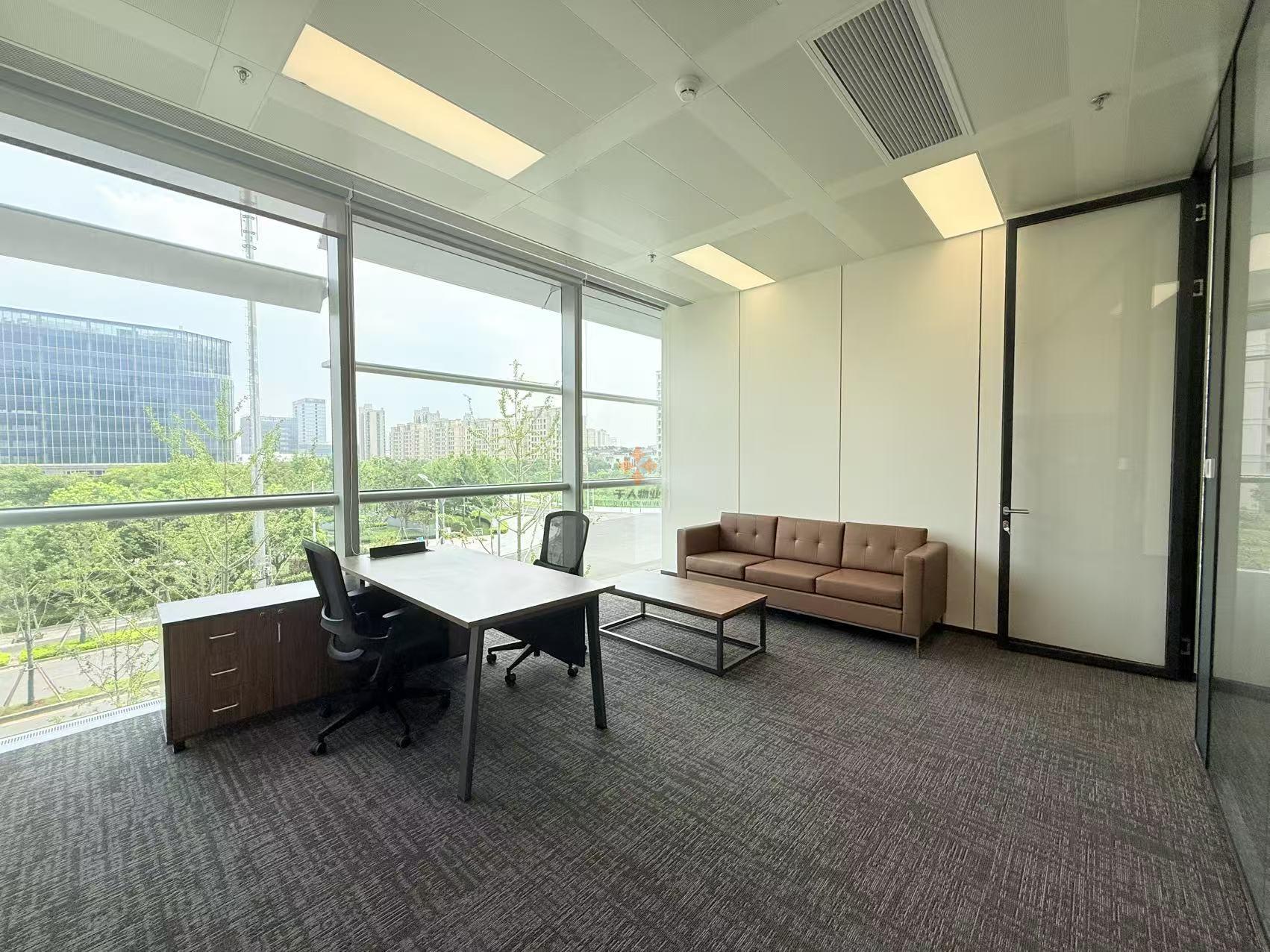 浦東 張江科學(xué)城數(shù)智天地·智慧源 230平米 精裝